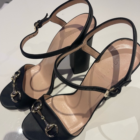 Gucci Black Leather Horsebit Ankle Strap Open Toe Block Heel Sandals Size 38 - Picture 7 of 8